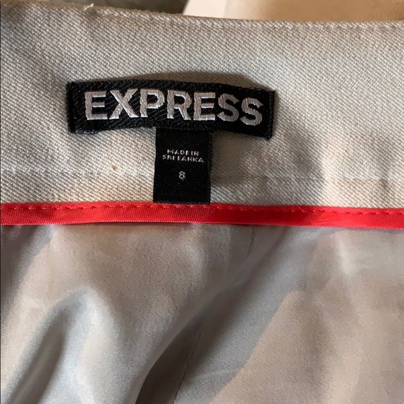 Express Skirt with small front slit - Picture 3 of 4